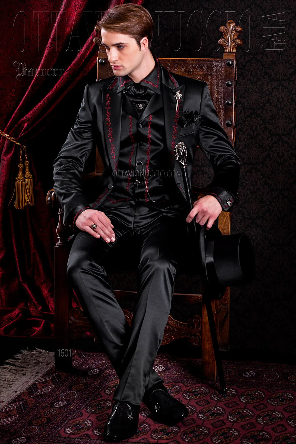 2025 New Arrival Custom Made Classic Style Embroidery Groom Tuxedos Groomsmen Men's Wedding Prom Suits (Jacket+Vest+Pant) Blazer 2
