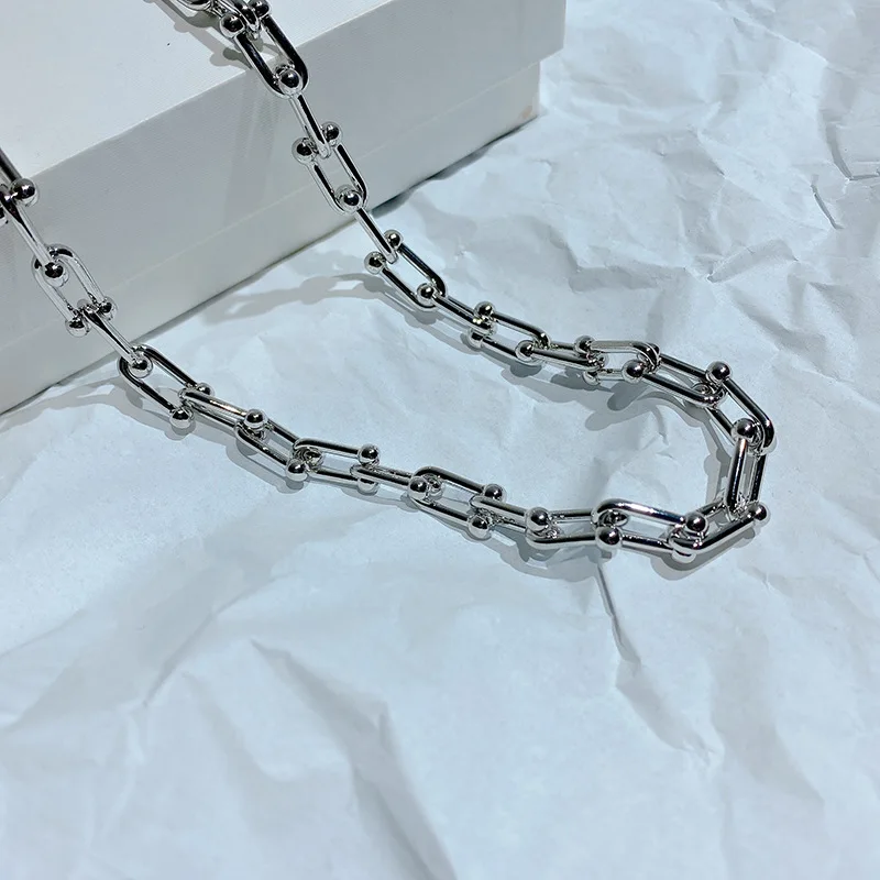 13647508292_169505295 (1)