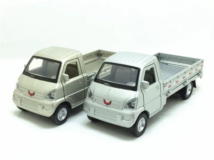 В коробке 1:32 Liuzhou Wuling Van Light Truck модель автомобиля из сплава детская игрушка дверь открытие воин звук и свет