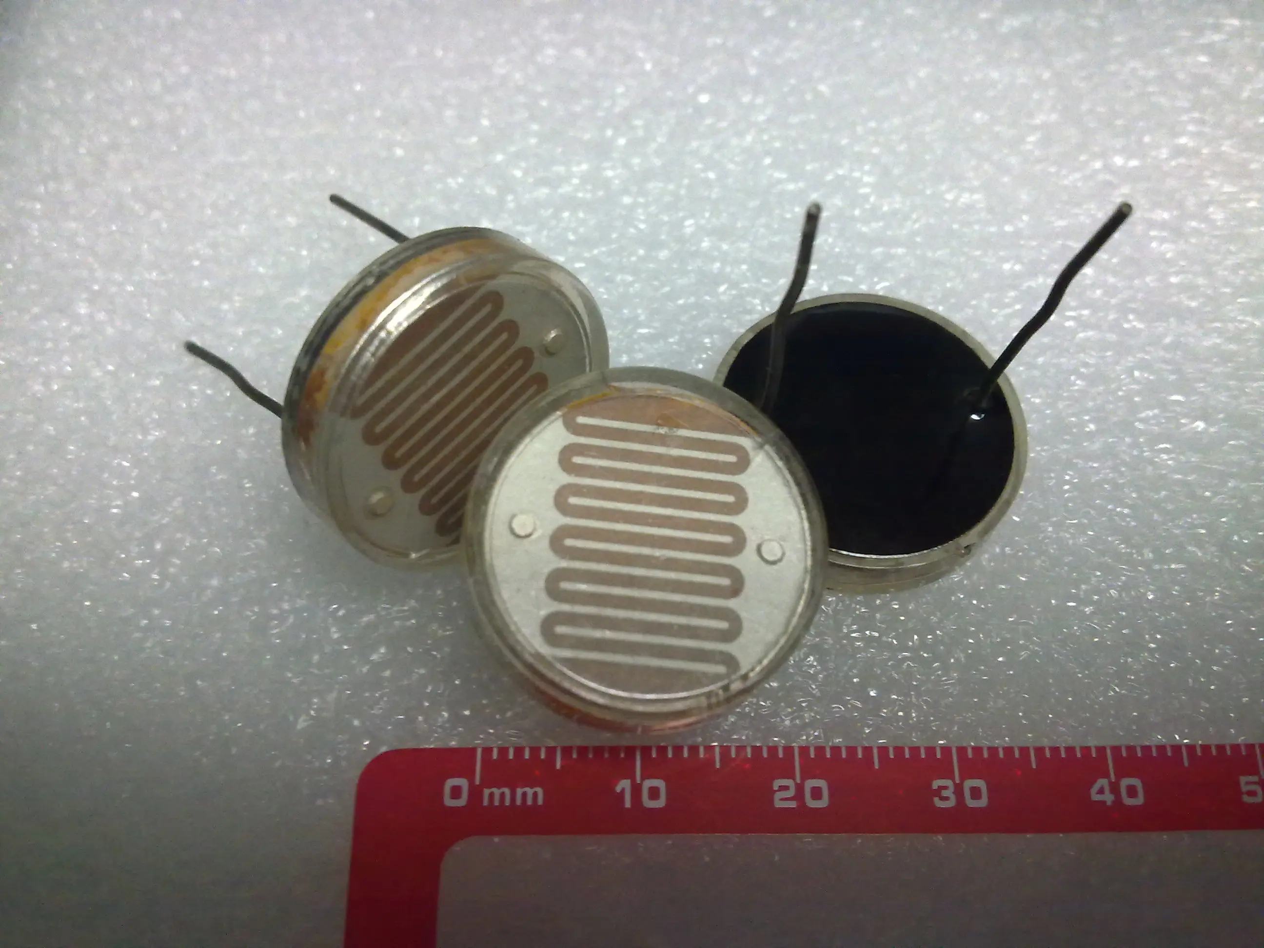 100pcs/bag 20mm Metal shell glass package CDS light sensor LDR Photoresistance MJ20510 MJ20515 MJ20525 MJ20558