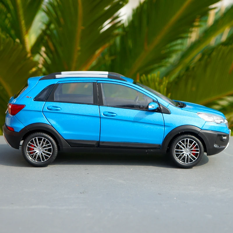 Завод 1:18 Масштаб Changhe Q25 SUV литая модель автомобиля с небольшим подарком