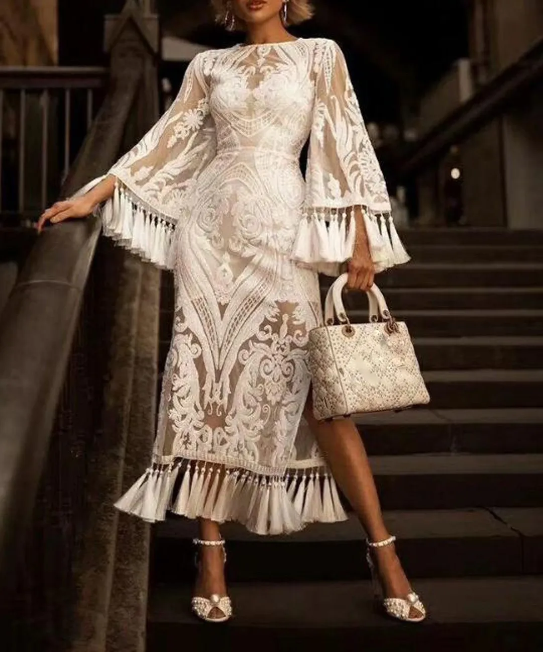 

Summer Women Flare Sleeve Tassel Dress White Embroidery Long Vintage Dress O-Neck Elegant Party Dresses