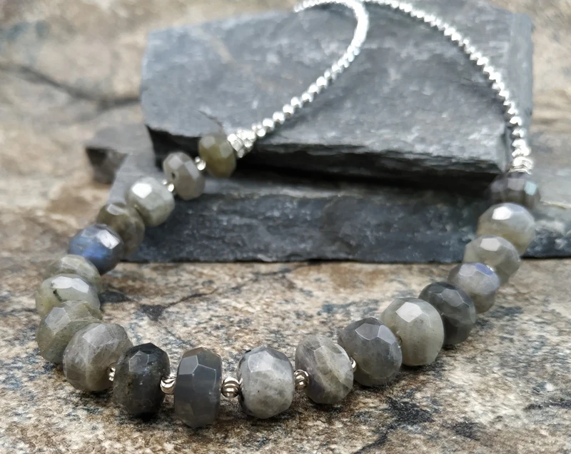 

Labradorite Beads Hematite Beads Handmade Necklace 18-20inch long M0126