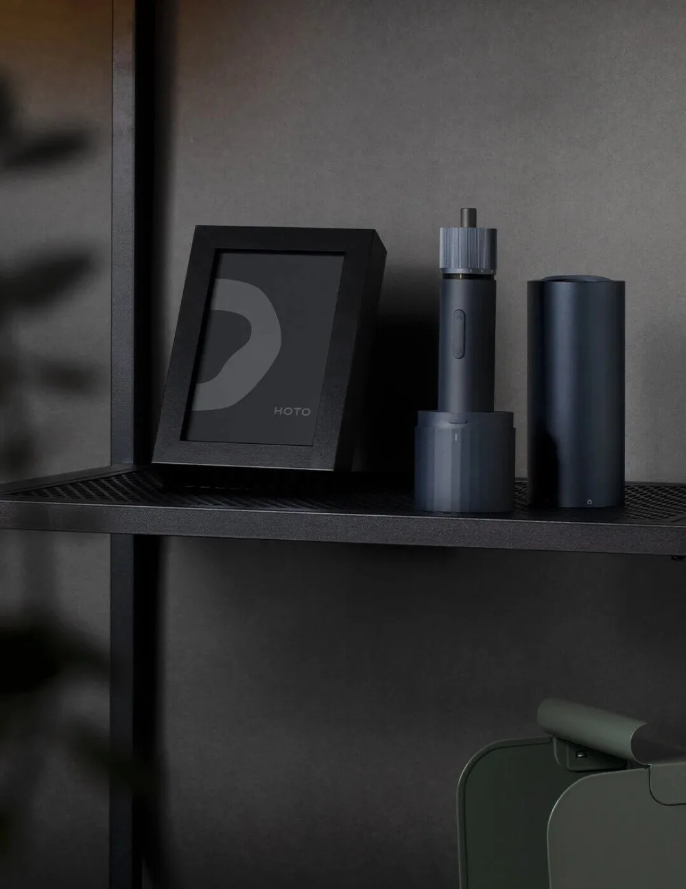 HOTO 1500mAh Straight Handle Electric Screwdriver With 12 Bits 3 Speed Torque Rechargeable Daily Screwdriver Kit Portable (11)