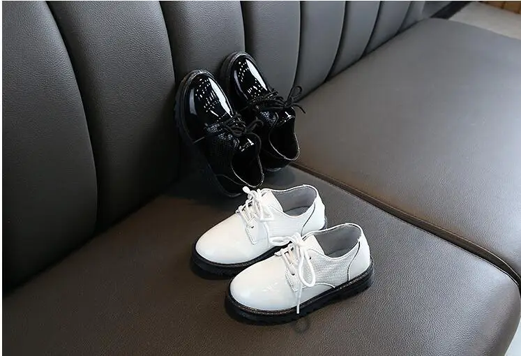 Осенние повседневные лоферы из микрофибры для мальчиков; цвет черный, белый; Детская школьная форма; модельная обувь
