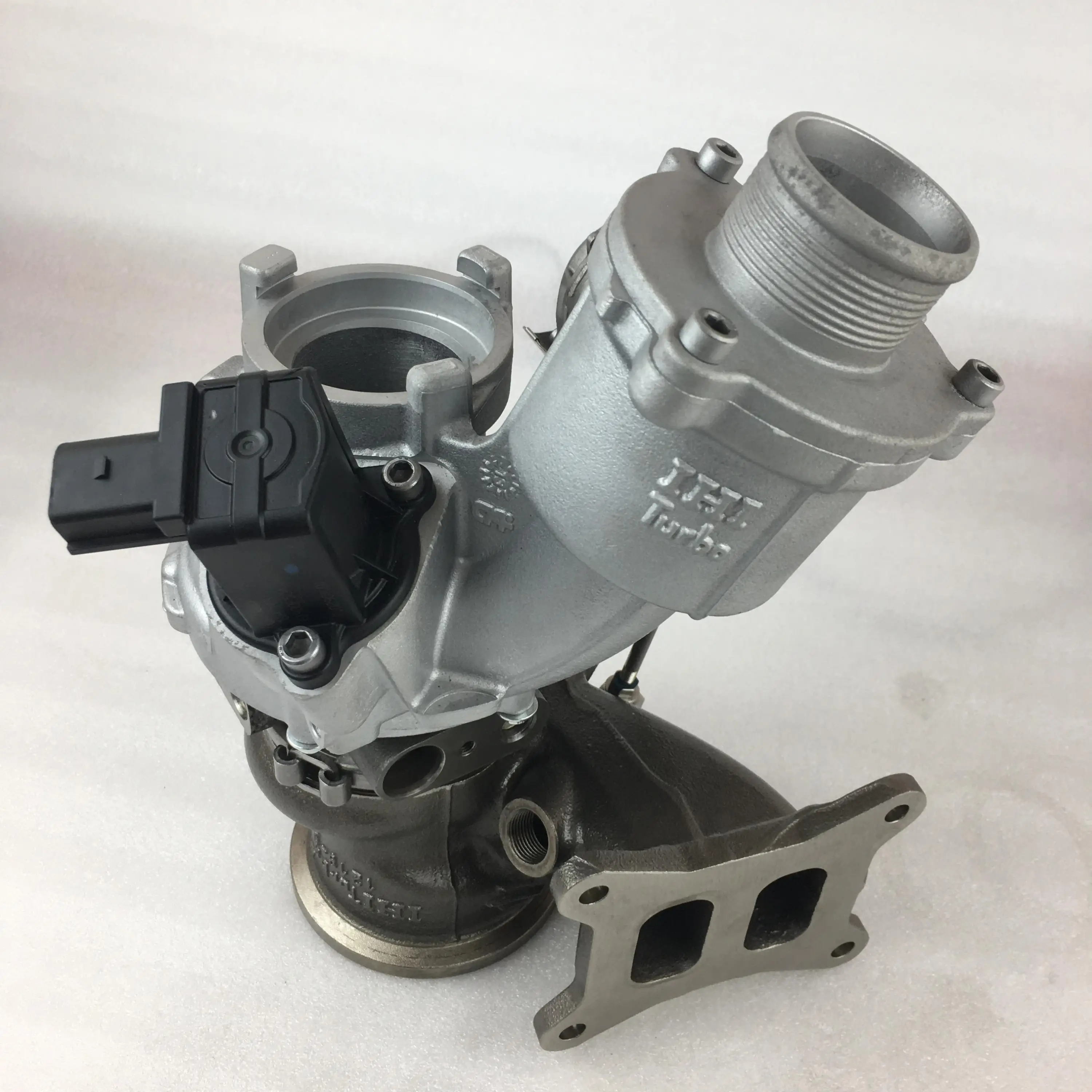 

MGT1752S 06K145702G 814000-5015S турбонагнетатель для Volkswagen Jetta с 2.0L M/T GLI EA888 двигателя