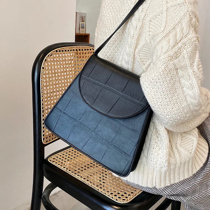 

Ladies handbags 2020 autumn and winter new fashion all-match niche one-shoulder underarm bag high-quality small square bag