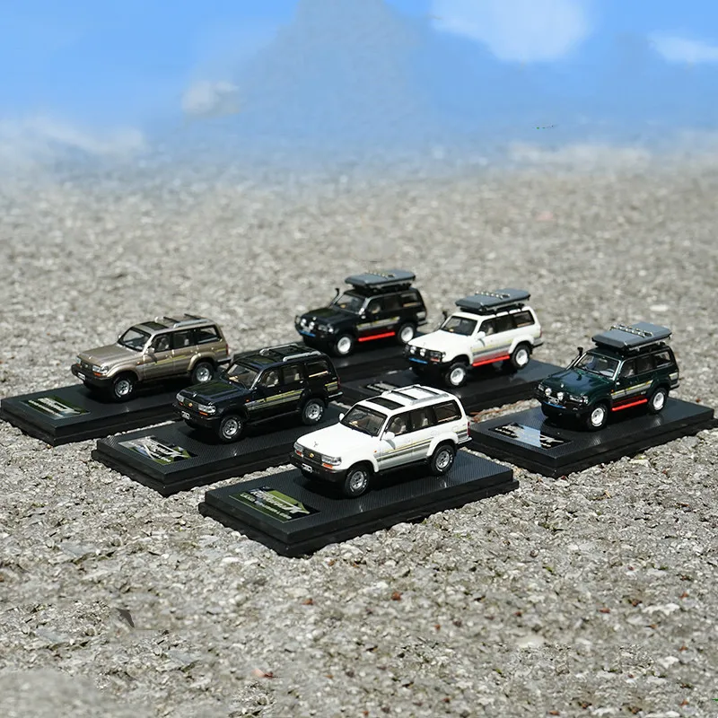 Модель автомобиля из сплава 1/64 литье под давлением Qihui Toyota LC80 4500 Land Cruiser