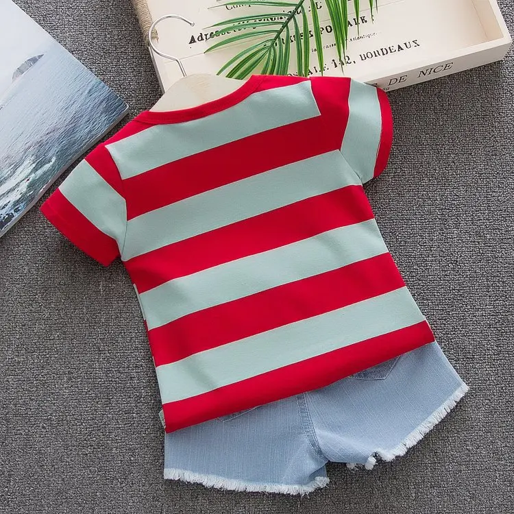 8829223888_113067139