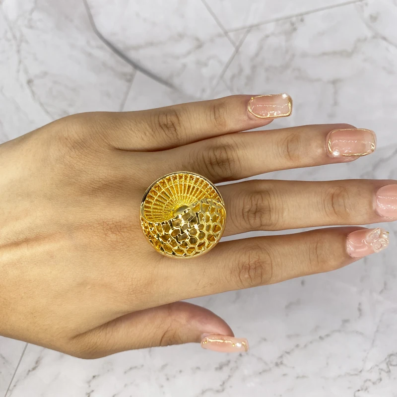 Gold Rings – Prabhu Dayal