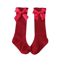 Зимние носки принцессы с бантом для малышей Детские носки мягкие хлопковые кружевные детские носки до колена с большим бантом для маленьких девочек смесь хлопка - Цвет: red