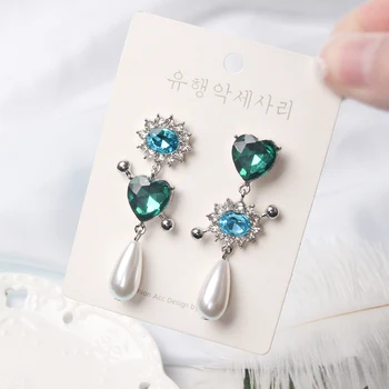 

MWSONYA Love Heart Long Crystal Pendant Earrings Fashion Rhinestone Waterdrop Pearl Earrings for Women Fashion Trendy Jewelry