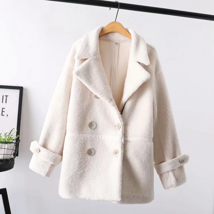 

A Generation Comes with Halo of Mink Cashmere Textured Mixed Colors Graceful Short Coat Women's Entity