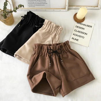 

New Women Shorts Solid Casual Loose Thick Warm Elastic Waist Straight Booty Shorts Autumn and Winter High Waist Pockets Shorts