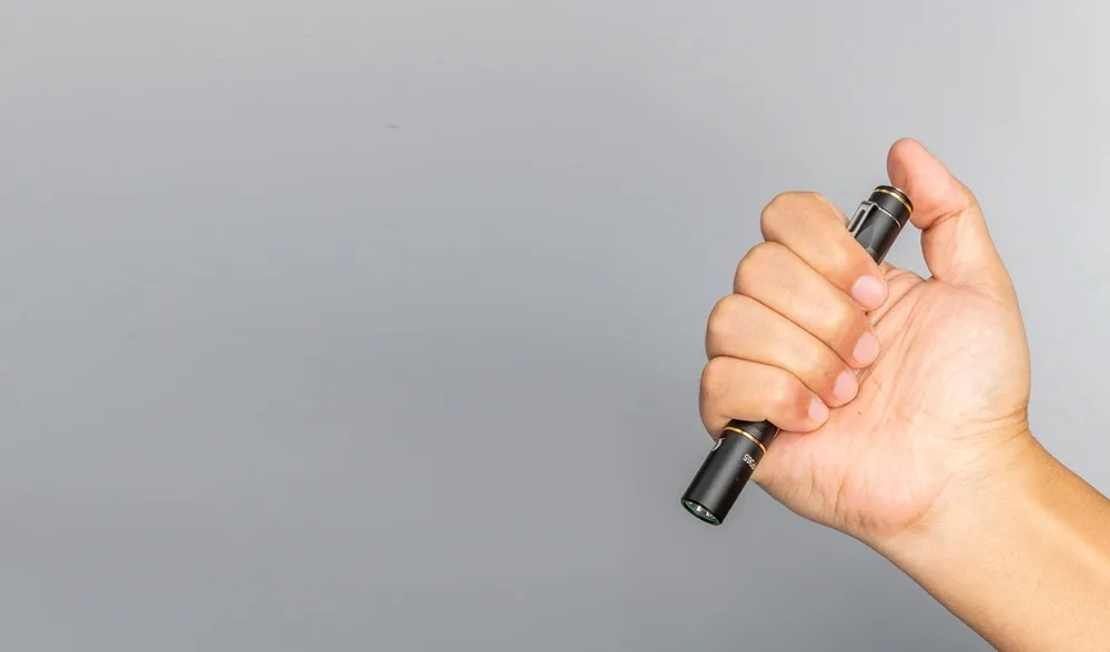 IYP365 ручка факел фонарик Медицинский светодиодный Мощный 2AAA Аккумулятор для светодиодного фонарика мини фонарик в форме ручки брелок