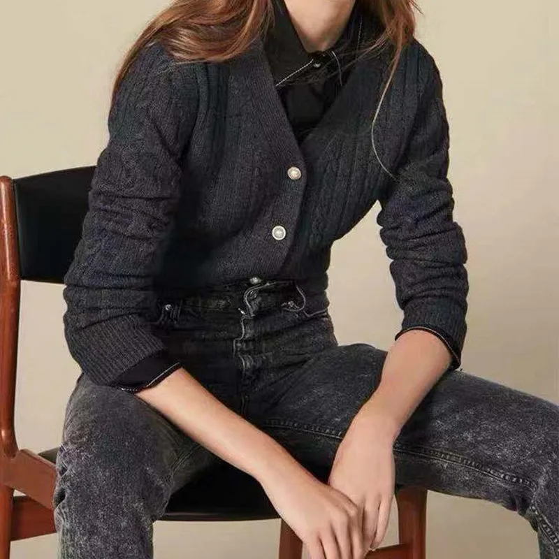 

Women Pearl Button Knitted Cardigan Solid Color Short Knitted Sweater Knitwear Outwear Tops