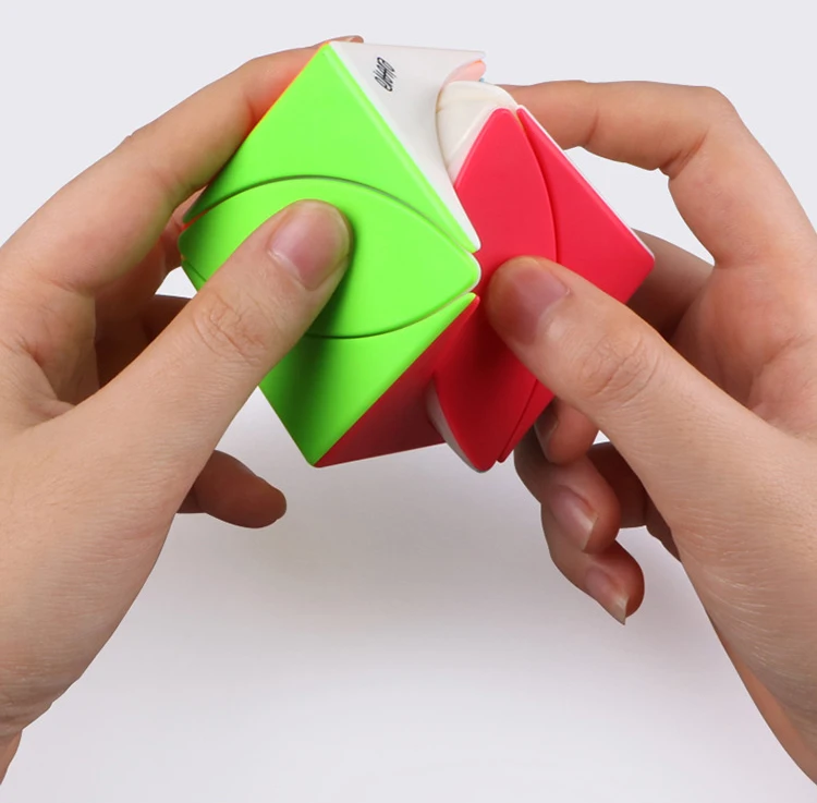 Qiyi mofangge Maple Magic Cube первые Скручивающиеся кубики листочной линии головоломки профессиональная магия 56 мм 1 шт. безопасные ABS ультра-игрушки для спокойных игр