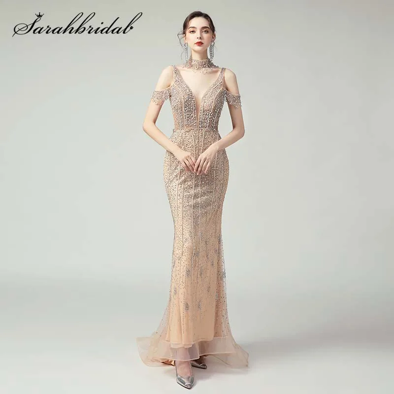 

Sexy Back Halter Evening Dresses 2020 V Neck Crystal Pearls Sparkle Mermaid Sweep Train Tulle Fomal Gowns Robe De Soirée 5741