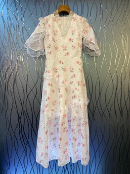 

2020 Spring and Summer New Women's V-neck Lace Stitching Selvage Embroidery Flower Short-Sleeve Dress 614