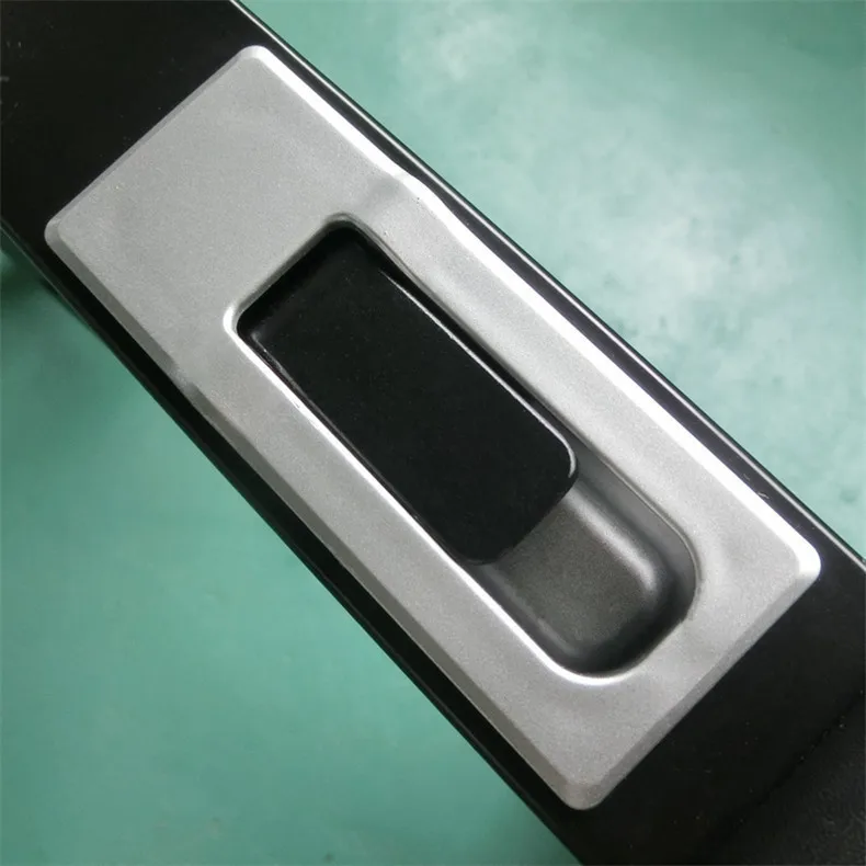 125