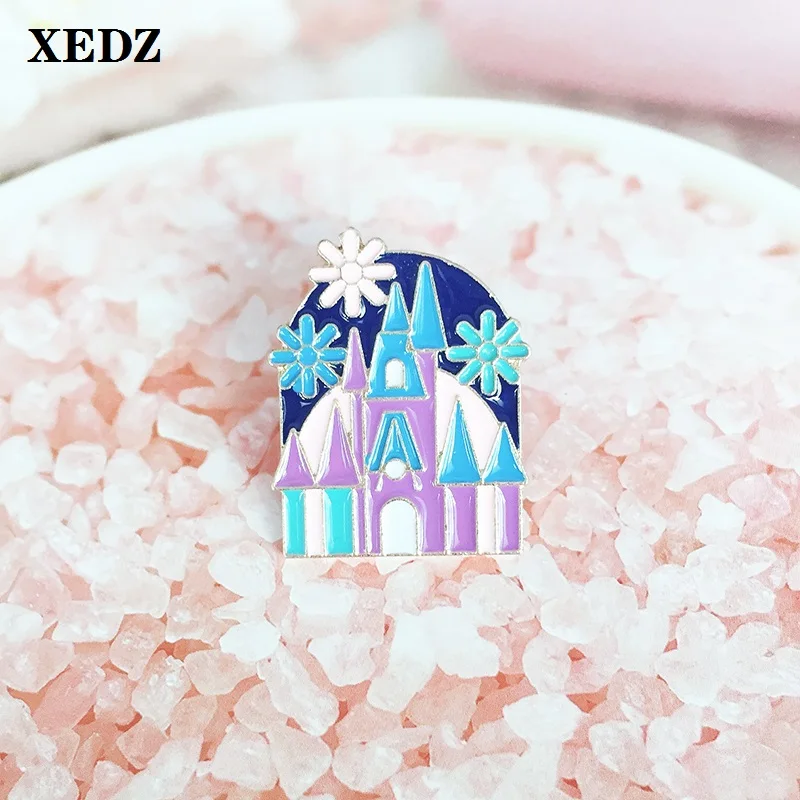 Эмалированная заколка в виде Ледяного Замка романтический металлический значок