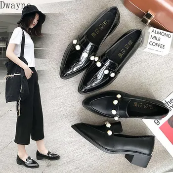 

Small leather shoes 2019 spring and autumn new soft leather wild flat tide shoes British style fashion sequins women's shoes