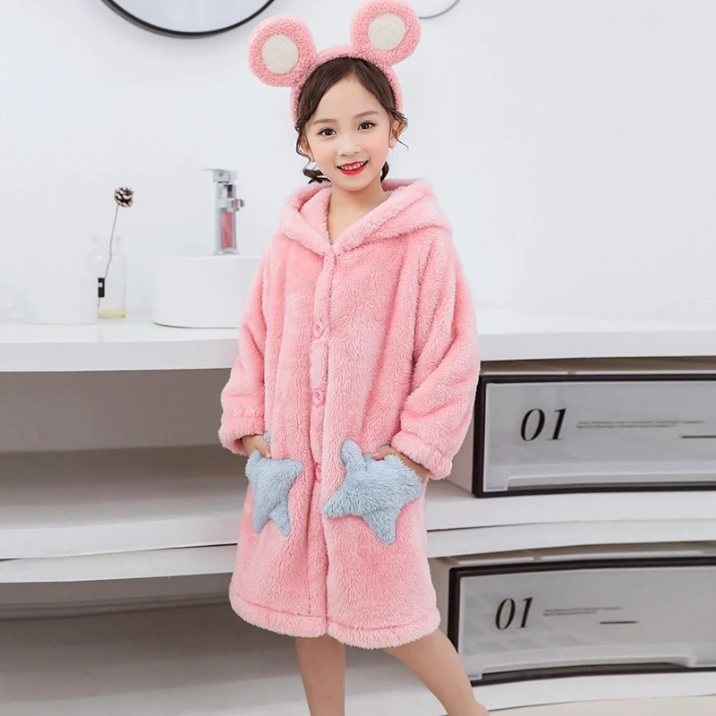 New Flannel Kids Robes Thicken Children Bathrobe Soft Boys Girls Bath Robes Children's Pajamas Hooded Kids Night Gown Sleepwear