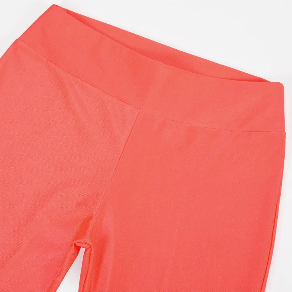 NKN90828971_0749064266615087842