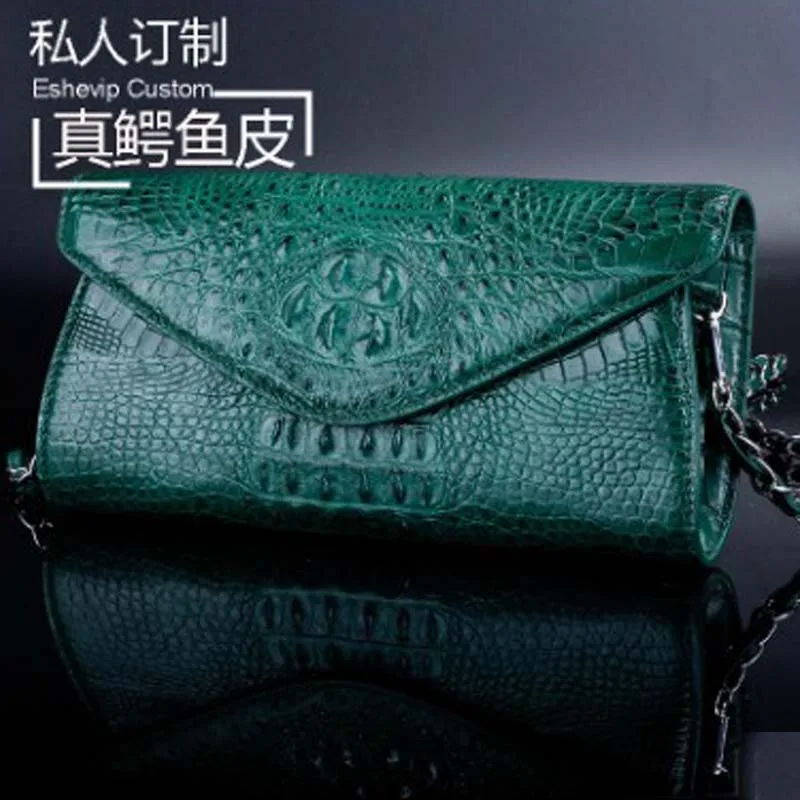 Рисунок 5 - Женская сумка на цепочке ourui из крокодиловой кожи