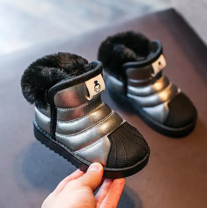Детская повседневная обувь новые зимние ботинки martin с кроличьим мехом обувь для мальчиков и девочек модные кожаные мягкие Нескользящие теплые зимние ботинки европейские размеры 21-30