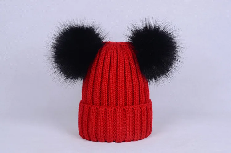 Милая зимняя женская и детская вязаная шапочка с двойными помпонами, Детские шапочки для мальчиков и девочек, флисовые колпачки - Цвет: red black
