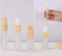 20pcs 5/10ml Glass Essential Oil Aromatherapy Spray Bottles Wood Grain Cap Reagent Drop Eye Liquid Pipette Bottle Travel Bottle 2