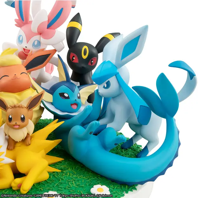 Pokemon figuras de brinquedo pokémon go cena 9 eevee família formas  evolutivas anime figura modelo brinquedos - AliExpress