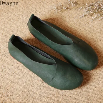 

2019 literary retro grandmother shoes female shallow mouth round head wild soft bottom comfortable flat large size single shoes