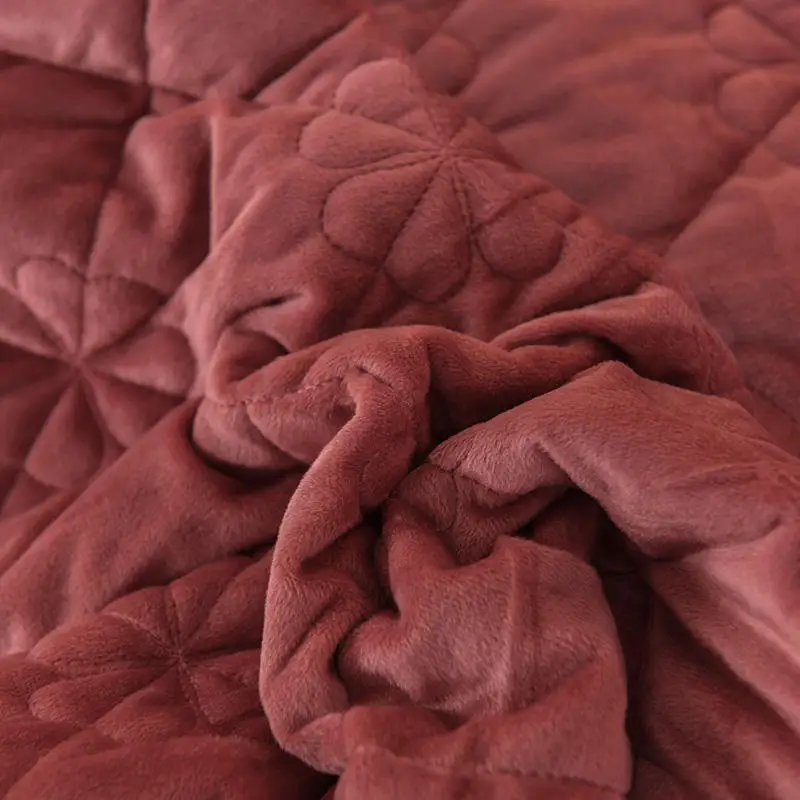 new Warming and Thickening Crystal Velvet Bedspread Fitted Sheet Pillowcases 2/3pcs Pure color Quilting Bedding