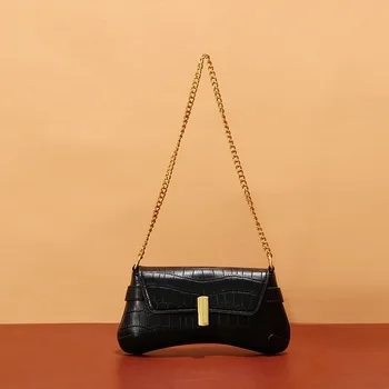 

Simple French niche design new foreign net red retro chain baguette armpit small female shoulder messenger bag