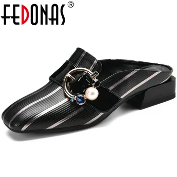 

FEDONAS Metal Pearl Decoration Women Mules 2020 Spring Summer Genuine Leather Low Heels Pumps Working Casual Fashion Shoes Woman