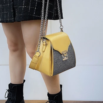 

NEW Original Design Fashion Elegant Chain Shoulder Bag & Simple High Quality Triangle Bag Width 15cm Height 16cm Thickness 10cm