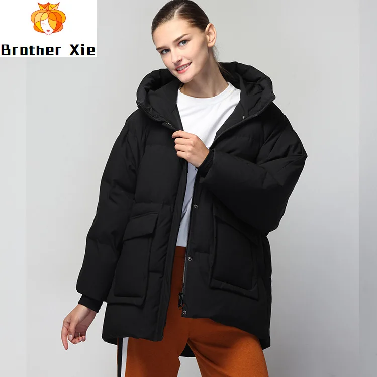 

In the new winter loose fashion women's clothing hooded long-sleeved long white duck down women's down jacket