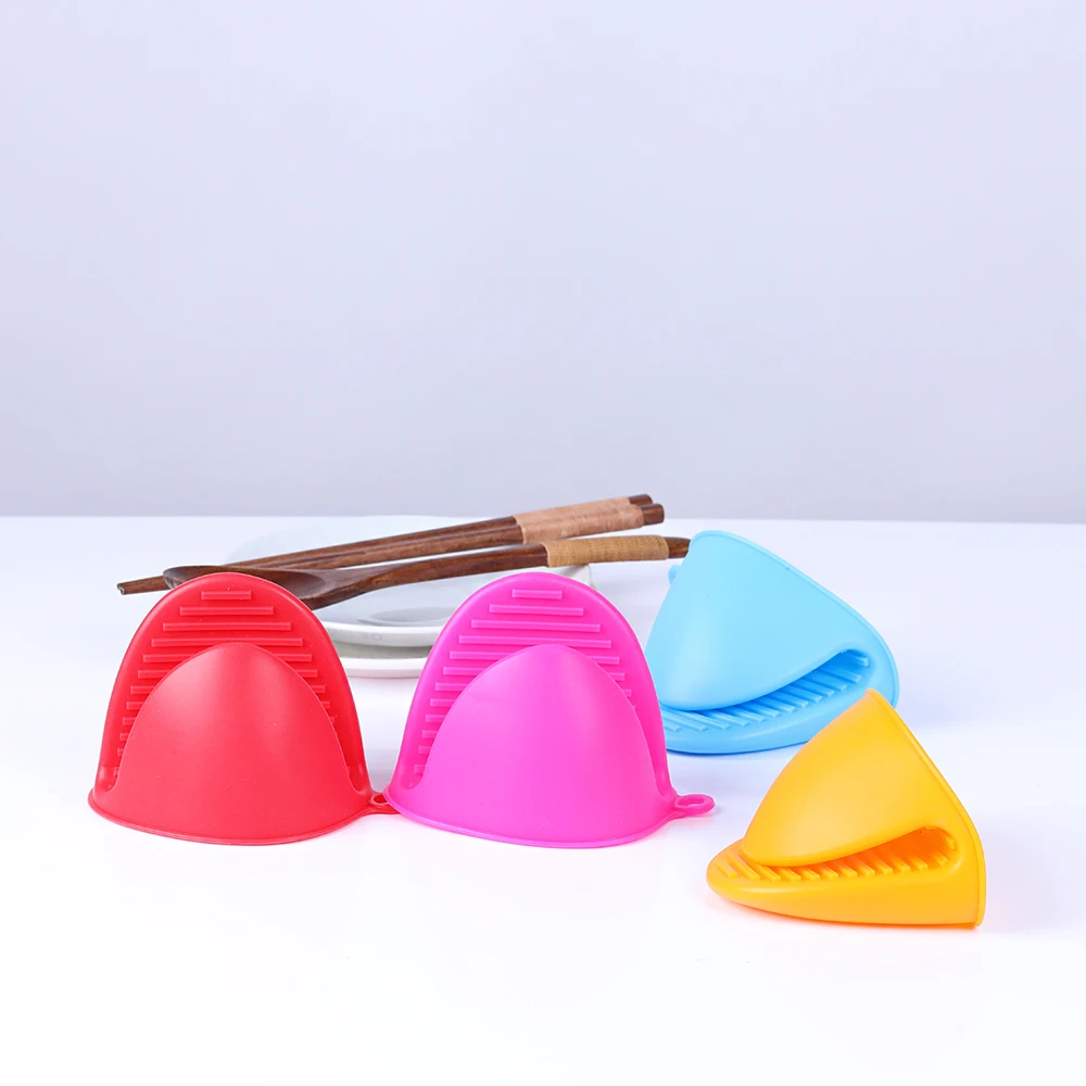 1Pc Anti-Hot Bowl Kitchen Thermal Insulation Take Folder Baking Plate Oven Clip in Hand Thicken Food Grade Silicone Gloves | Дом и сад