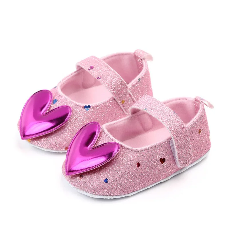 0-18M Autumn Baby Girl Anti-Slip Casual Walking Shoes Sequin Heart Design Sneakers Soft Soled First Walkers - Цвет: P