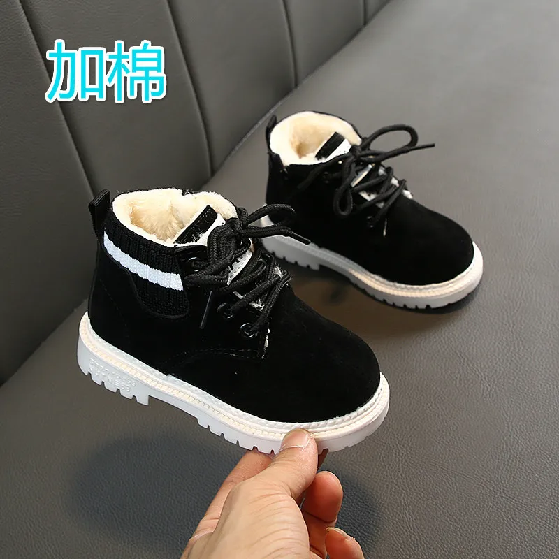 black with fur Новинка года; кожаные ботинки для девочек; обувь для мальчиков; сезон осень-зима; детские ботинки; модные ботинки для малышей; Ботинки martin; теплые зимние ботинки - Цвет: black with fur