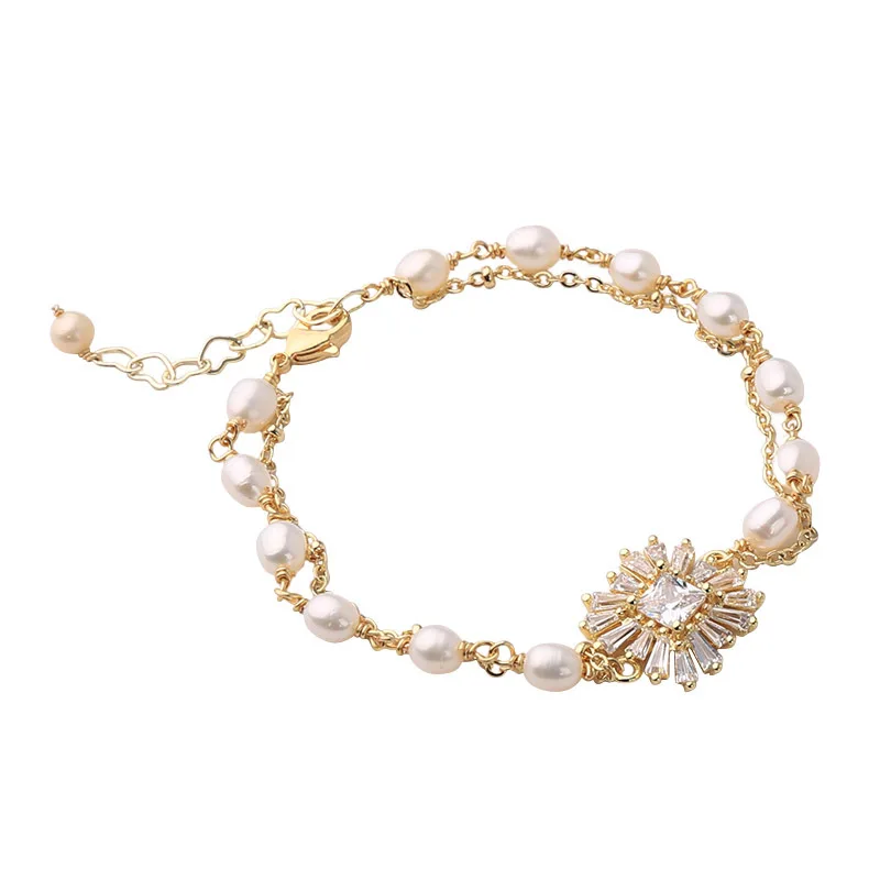 

New Multi Imitation Pearls Korean Bracelet for Women Fashion Brincos Zircon Flower Gold Color Bracelet Statement Luxury Jewelry