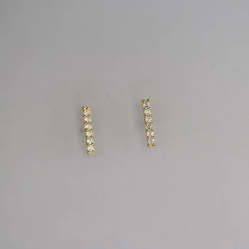 

CMajor 9K Gold Fine Jewelry Cubic Zircon Fashion Temperament Elegant Delicate Classic Chic Simple Stud Earrings for Girl Women