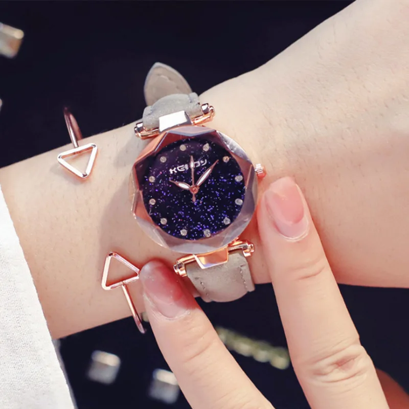 

Douyin Hot Selling Network Red Cherry-Shaped Flower Ladies' Watch Three-piece Set-GIRL'S Heart Bright Waterproof Star Watch