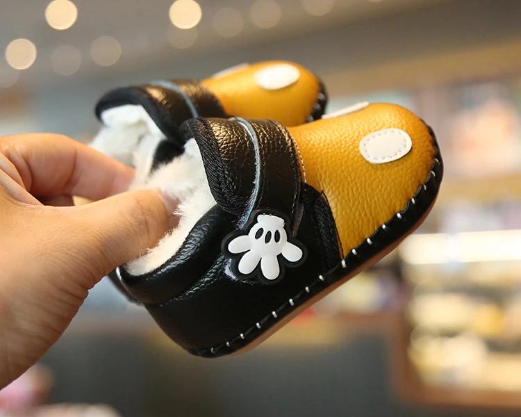 От 0 до 1 года зимняя детская хлопковая обувь; теплая детская обувь с мягкой подошвой; 0-12 месяцев; обувь из натуральной кожи для малышей; обувь для новорожденных