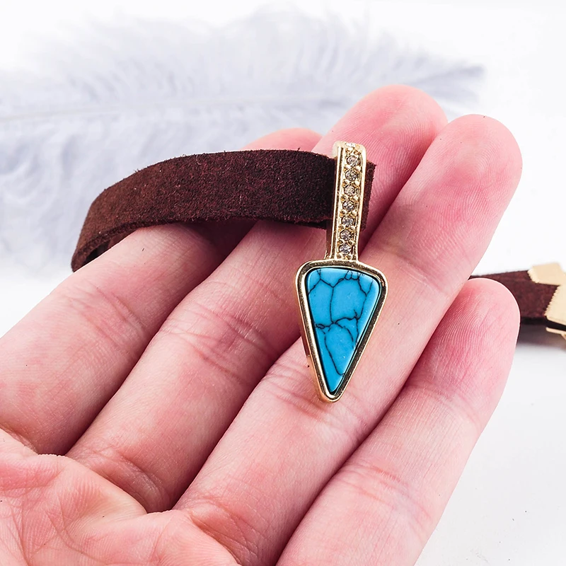 Уникальная синяя текстура треугольник синтетический камень кристалл чокер с бархатной полоской ожерелье для женщин Подарки модные ювелирные изделия