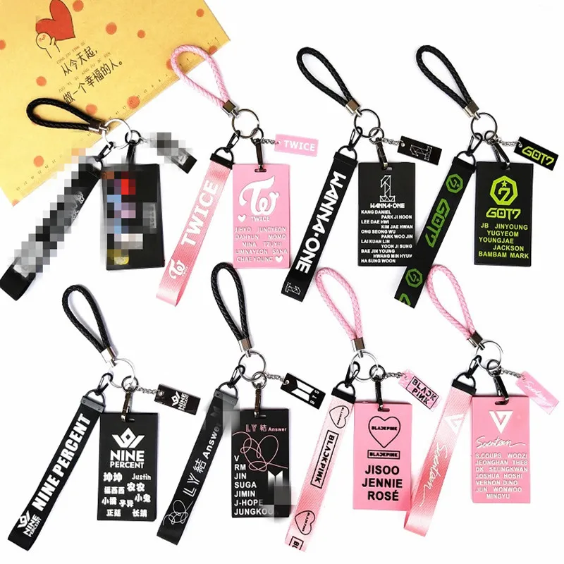 

5 pcs/lot KPOP Wanna One Black Pink Twice GOT7 SEVENTEEN card cover keychains Blackpink card case bag pu pendant