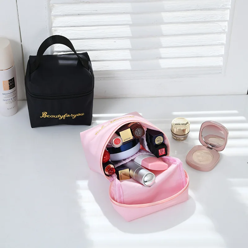

Women Necessaire Cosmetic Bag Portable Travel Flannel Lipstick Air Cushion Makeup Organizer Pouch Multifunctional Sloth Package