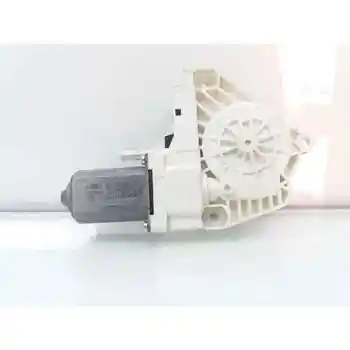 

8K0959802A WINDOW MOTOR FRONT RIGHT Audi A4 BER. (B8)